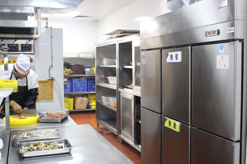 精明选购:番禺厨具批发指南